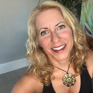 Meet your Posher, Beth